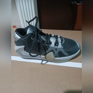 Nike Black and White Sneakers